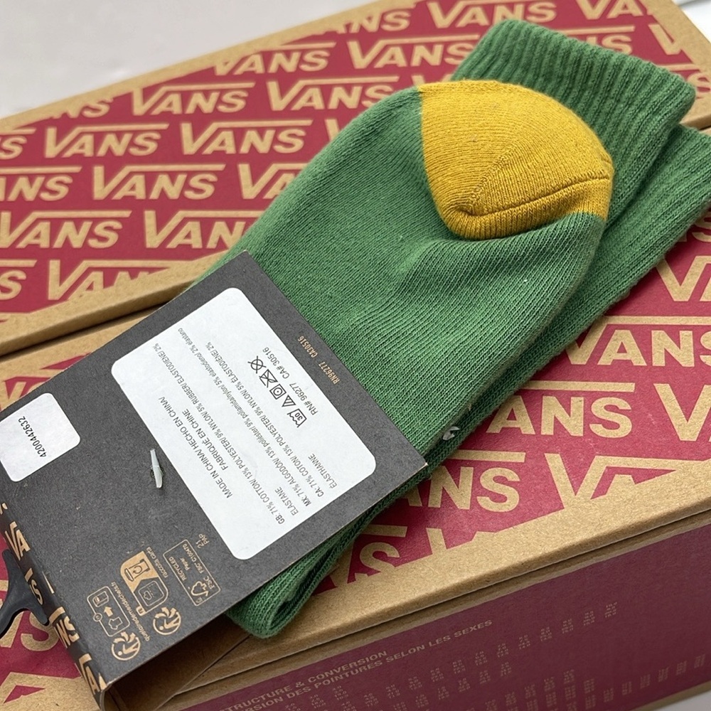 Vans Green Ribbed Crew Socks - Picture 8 of 16